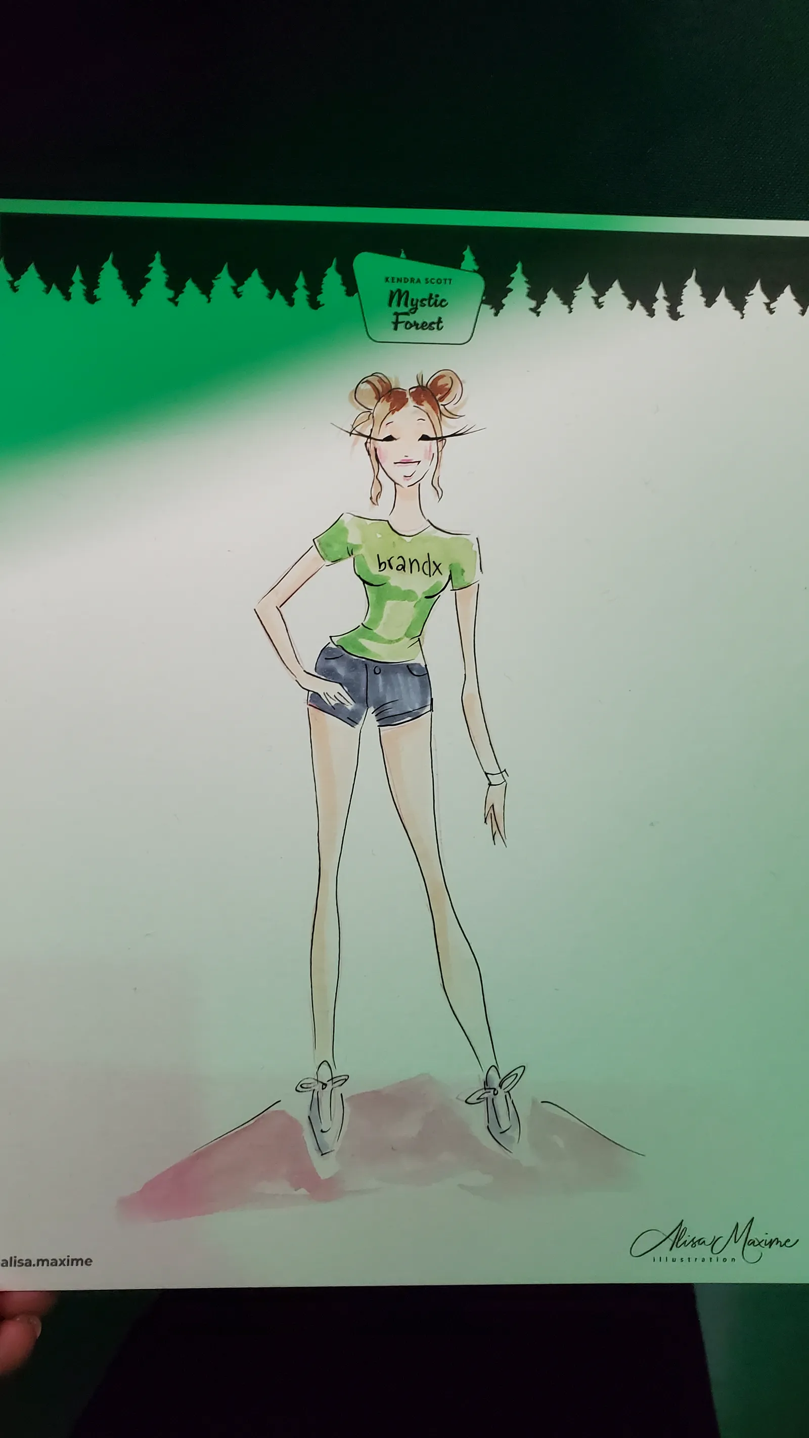 Live fashion sketch 3 from Austin Art Experience at Kendra Scott