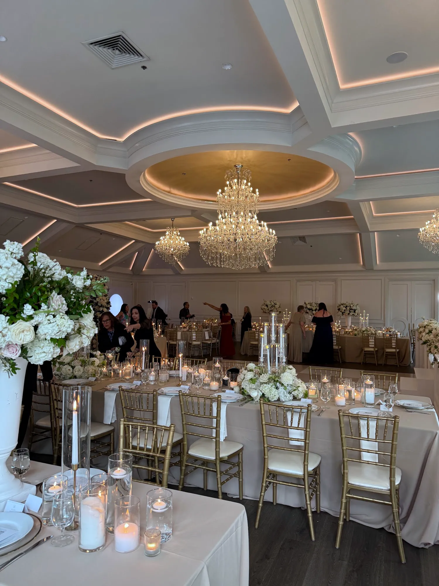 The Hillside Estate, the room