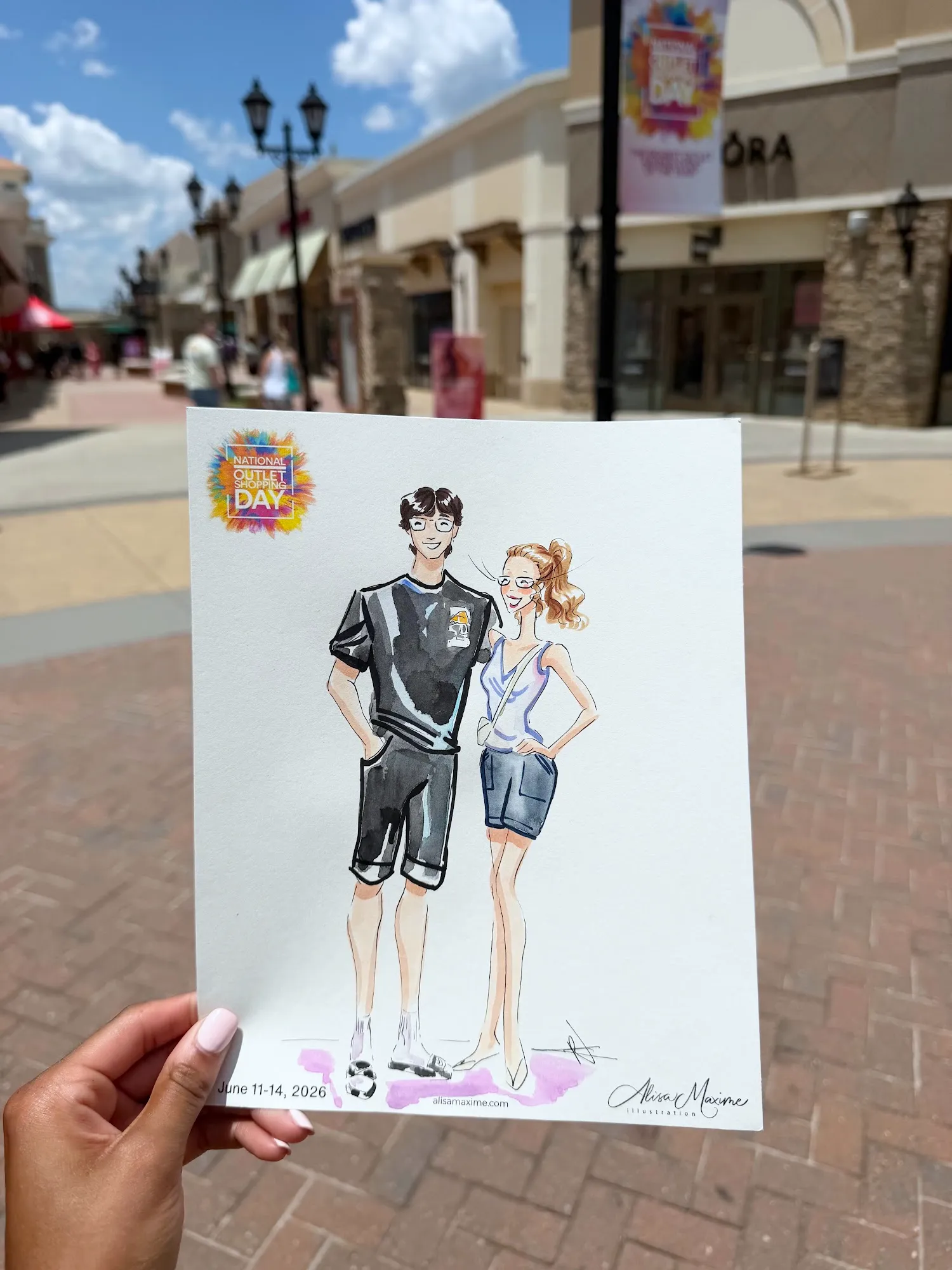 Live fashion sketch 6 from National Outlet Shopping Day Weekend at Charlotte Premium Outlets