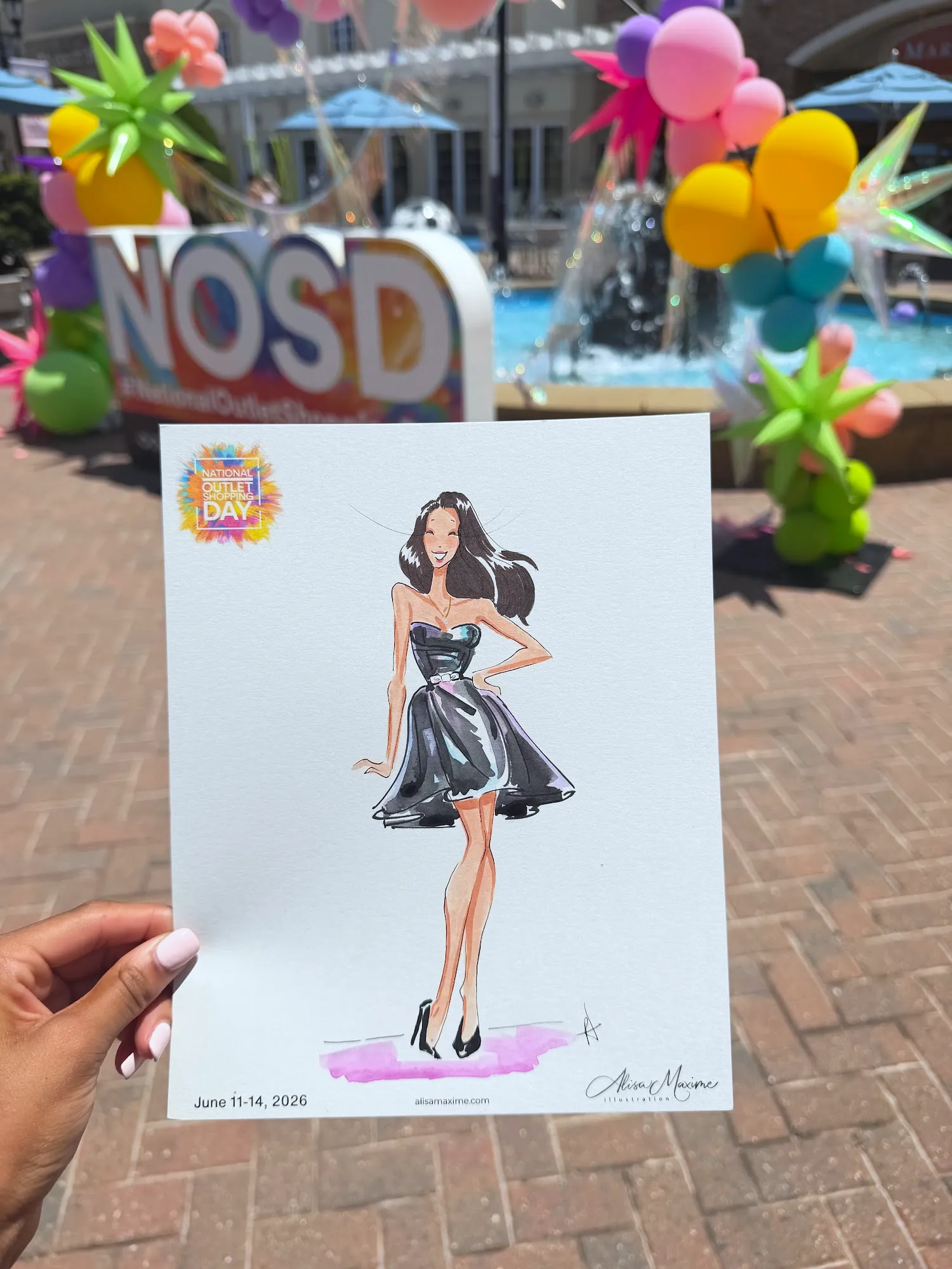 Live fashion sketch 2 from National Outlet Shopping Day Weekend at Charlotte Premium Outlets